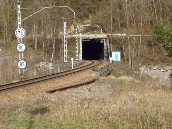 TUNEL FERROVIARIO