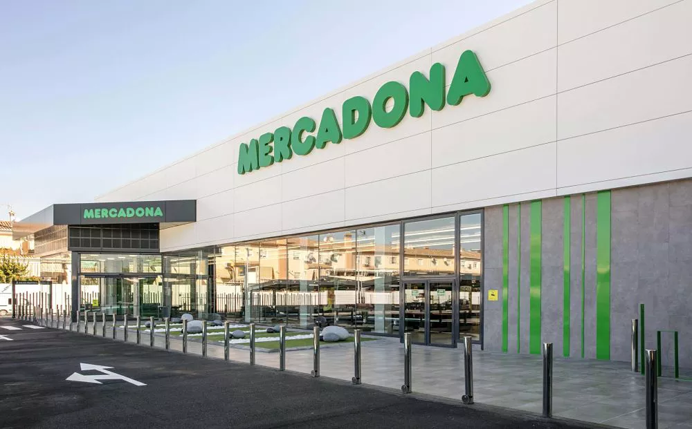 Foto-Fachada-Supermercado-Peligros-Granada_opt