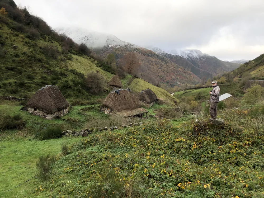 Arturo Menor en la Braña de La Pornacal_Asturias