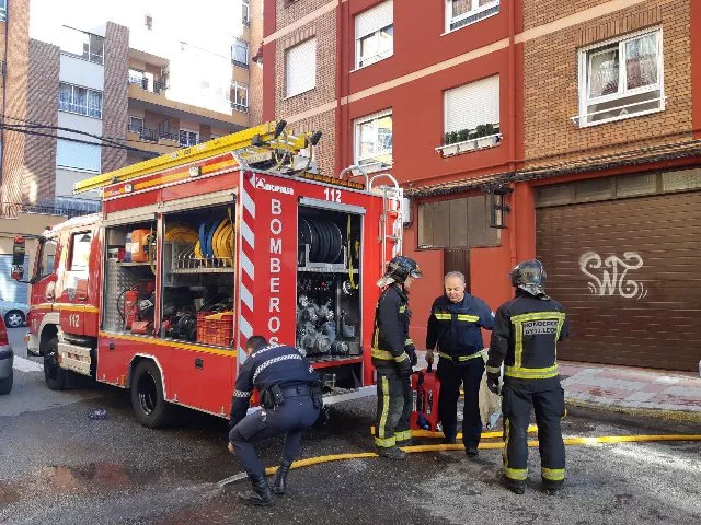 BOMBEROS