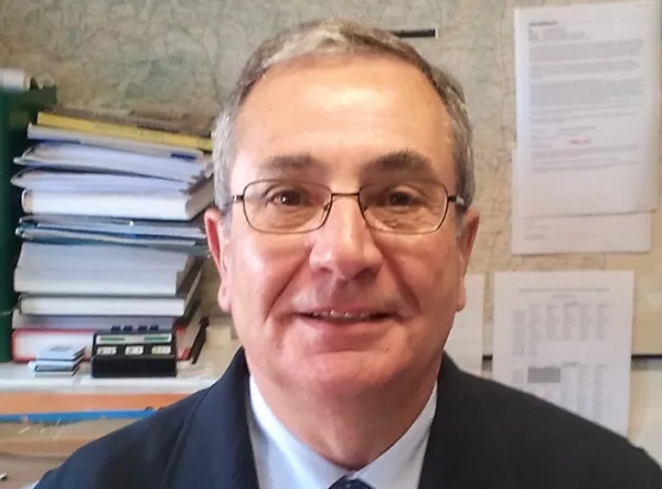 CATEDRATICO ELIAS RODRIGUEZ FERRI