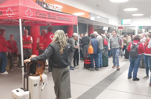 CRUZ-ROJA-EN-LA-ESTACION-DE-LEON