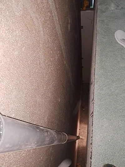 Bomberos de Ponferrada rescatan a un trabajador tras caer de una altura de cinco metros y quedar atrapado - AYTO. DE PONFERRADA