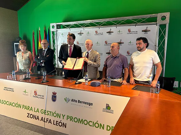 CONSTITUCION DE LA ASOCIACION ZONA ALFA LEON