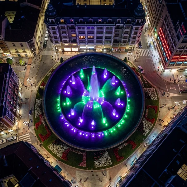 FUENTE DE LA PLAZA DE SANTO DOMINGO
