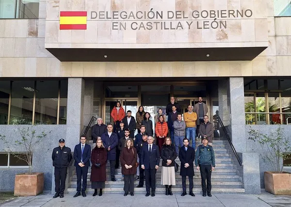 MINUTO DE SILENCIO EN LA DELEGACION DEL GOBIERNO EN CYL