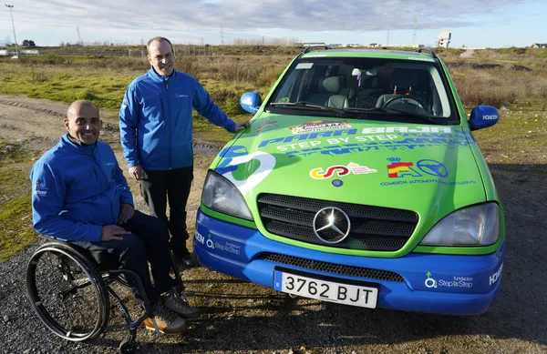 PEDRO GONZALEZ E IVAN RODRIGUEZ CORREDORES DE RALLY