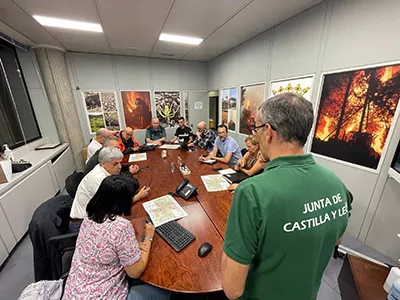 El Centro de Cooperación Operativa Integradada (CECOPI) del incendio forestal de Brañuelas - JCYL