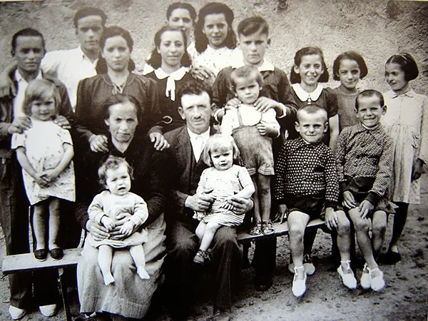 FAMILIA NUMEROSA