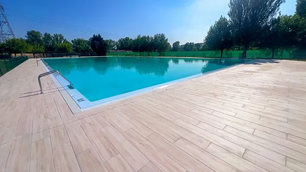 Piscina Cacabelos (3)