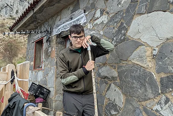 LOS GUARDIANES DEL PUERTO DE PANDETRAVE