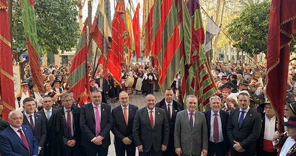 PENDONES LEONESES EN SEVILLA