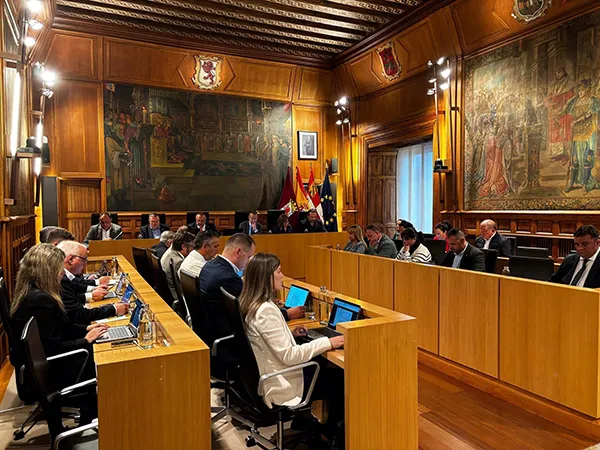Pleno de la Diputación de Léon. - EP