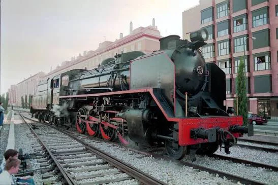 LOCOMOTORA MIKADO