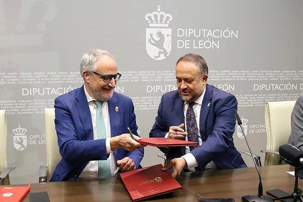 FIRMA DEL CONVENIO PARA LA FINANCIACION DEL SERVICIO DE ASISTENCIA A MUNICIPIOS