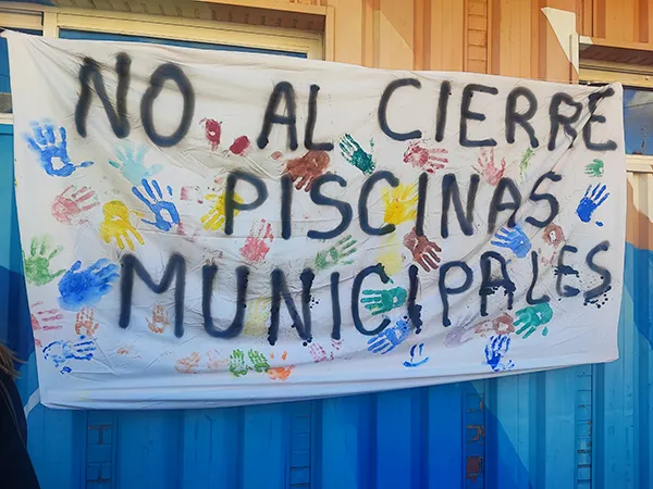 NO AL CIERRE DE LAS PISCINAS MUNICIPALES CLIMATIZADAS DE SARIEGOS
