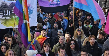 MANIFESTACION EN DEFENSA DE LA LEY LGTBI