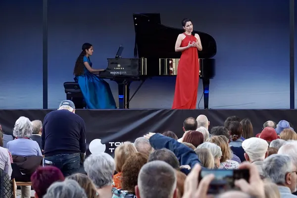 LA CARROZA DEL TEATRO REAL