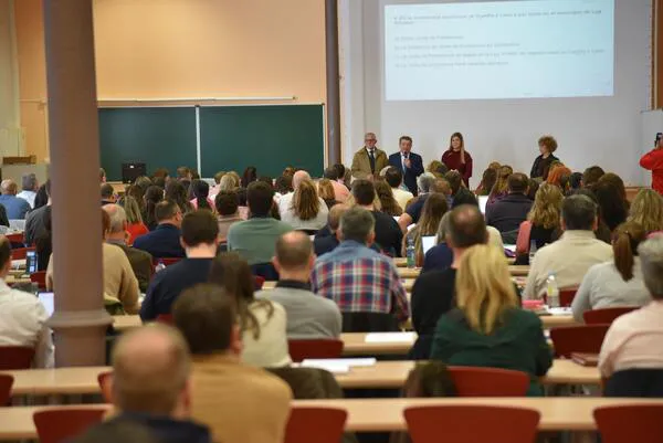 Curso constitución de la bolsa de Secretarios-Interventores