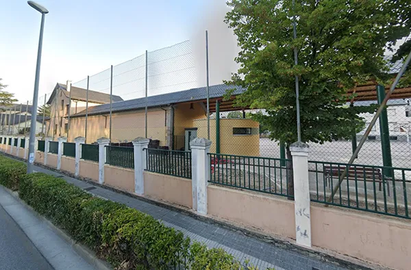 COLEGIO VALENTIN GARCIA YEBRA