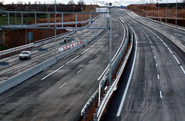 AUTOPISTA