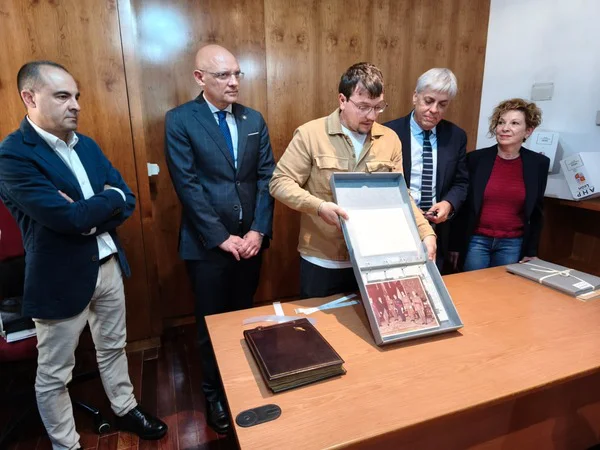 Fondo+docum+Arias+Navarro+IV