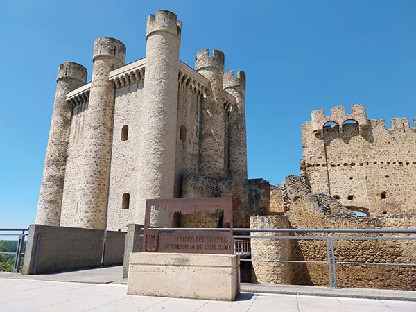 castillo_valencia_don_juan_1