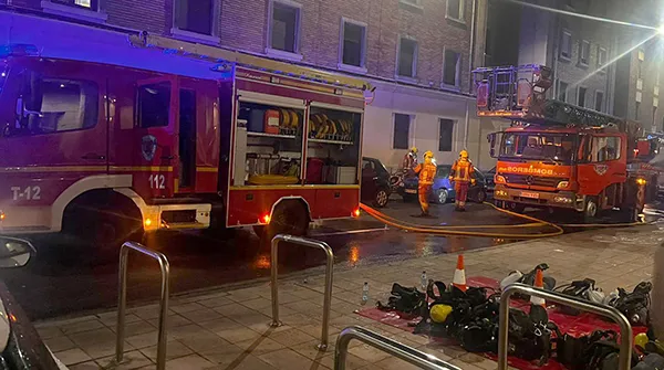 INCENDIO EN LA CALLE POLICIA NACIONAL DE LEON
