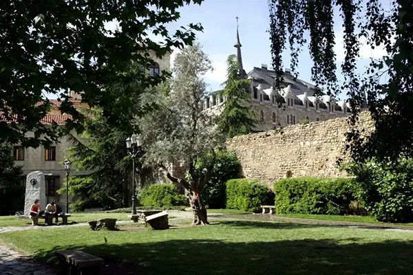 PARQUE-DEL-CID-DE-LEON