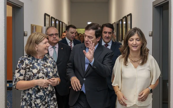 INAUGURACION DEL GRADO DE MEDICINA EN LEON