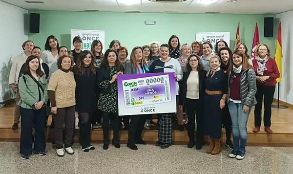 NI UNA MENOS, CUPON ONCE