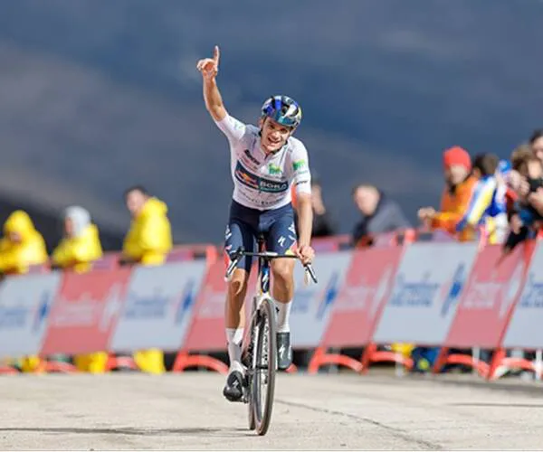 VENCEDOR DE LA ETAPA 17 DE LA VUELTA - PELLIZARI