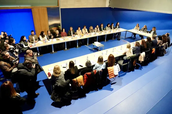 REUNION DEL CONSEJO REGIONAL DE LA MUJER