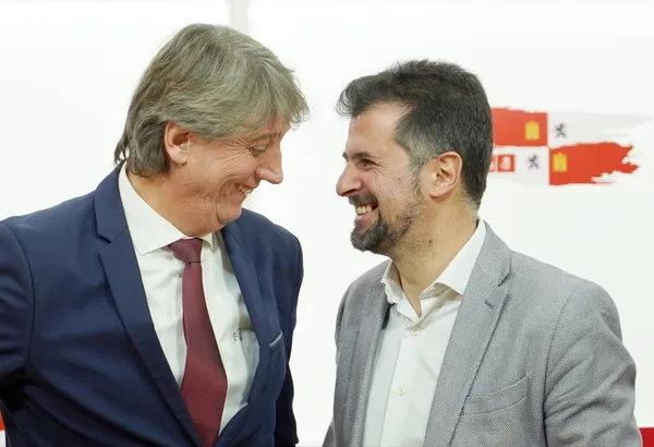 LOS SECRETARIOS GENERALES DEL PSOE DE CYL, ENTRANTE Y SALIENTE
