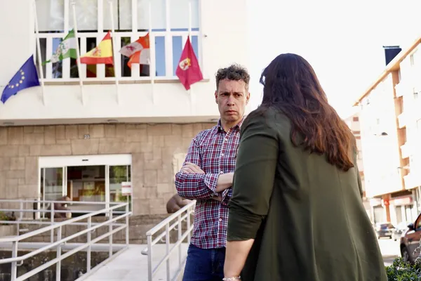 VILLABLINO DECRETA TRES DIAS DE LUTO OFICIAL POR LA MUERTE DE LOS MINEROS