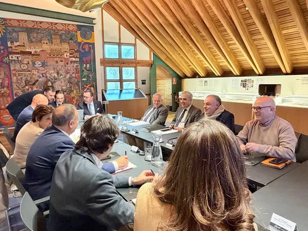 CONSTITUCION DEL COMITE DE HONOR DEL AÑO GAUDI 2026