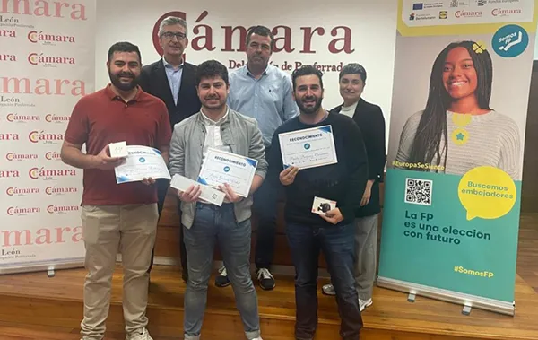 Embajador-del-Año-2024-fpdual-200325