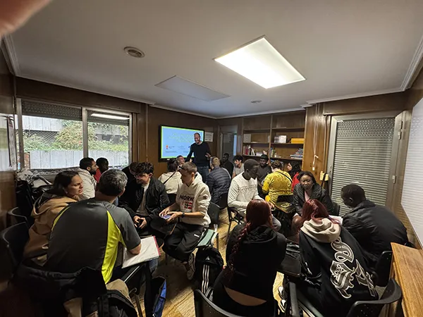 PARTICIPANTES EN EL TALLER 'CREACION DE EMPRESAS'