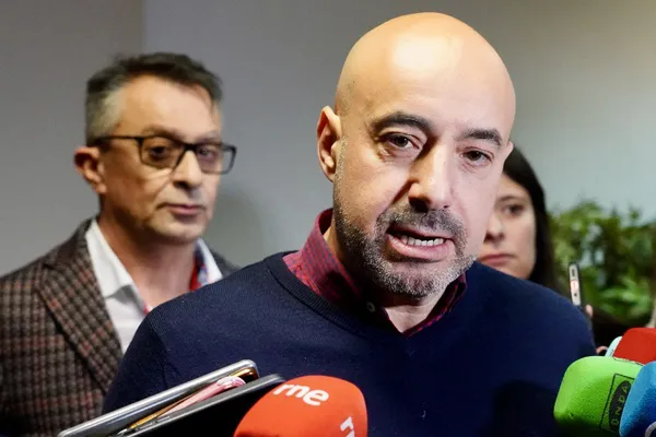 ENRIQUE REGUERO SECRETARIO GENERAL DE UTG LEON