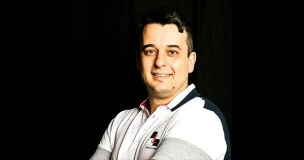 ALEJANDRO CHAMIZO AMPUDIA