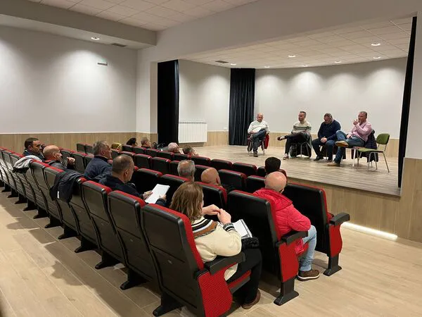 Reunión Cistierna