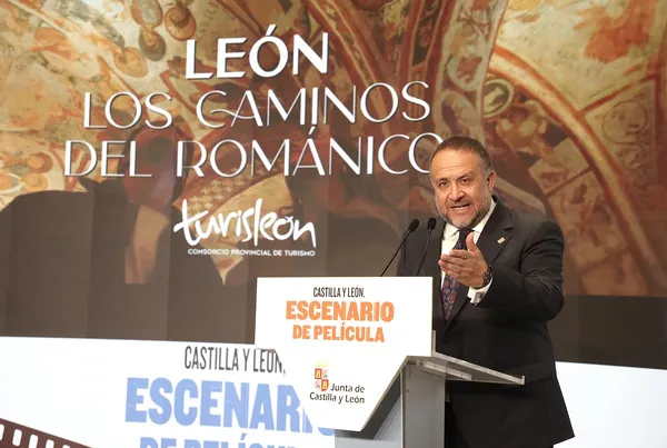 GERARDO ALVAREZ COUREL EN FITUR