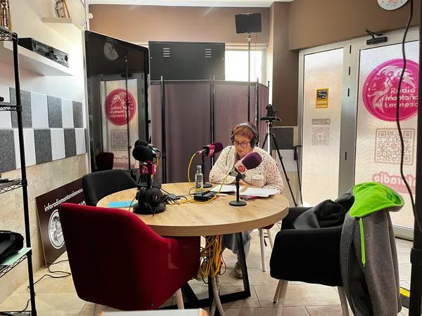 ESTUDIO DE RADIO