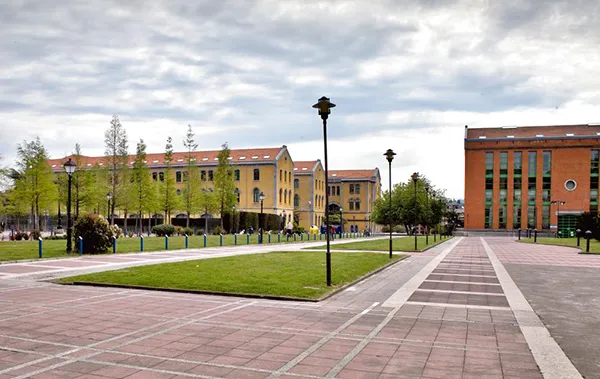 UNIVERSIDAD DE OVIEDO