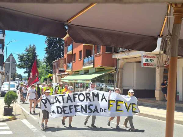 FEVE BOÑAR