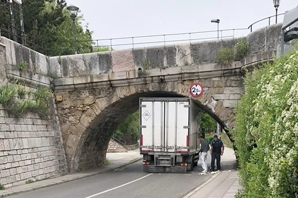 ACCIDENTES EN EL PUENTE DE SAN MARCOS