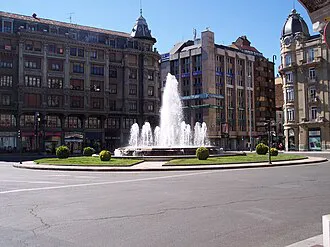 ROTONDA DE LA PLAZA DE SANTO DOMINGO EN LEON