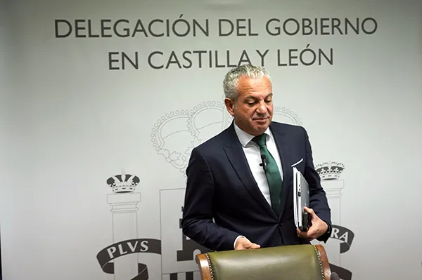 NICANOR SEN INFORMANDO SOBRE LA INTERVENCIÓN DEL ESTADO EN LOS INCENDIOS FORESTALES EN CYL