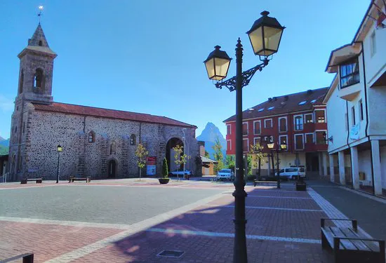 Plaza-del-Ayuntamiento Riaño
