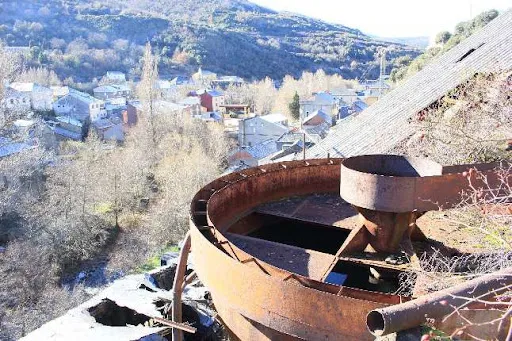 INSTALACIONES MINERAS DE TORRE DEL BIERZO